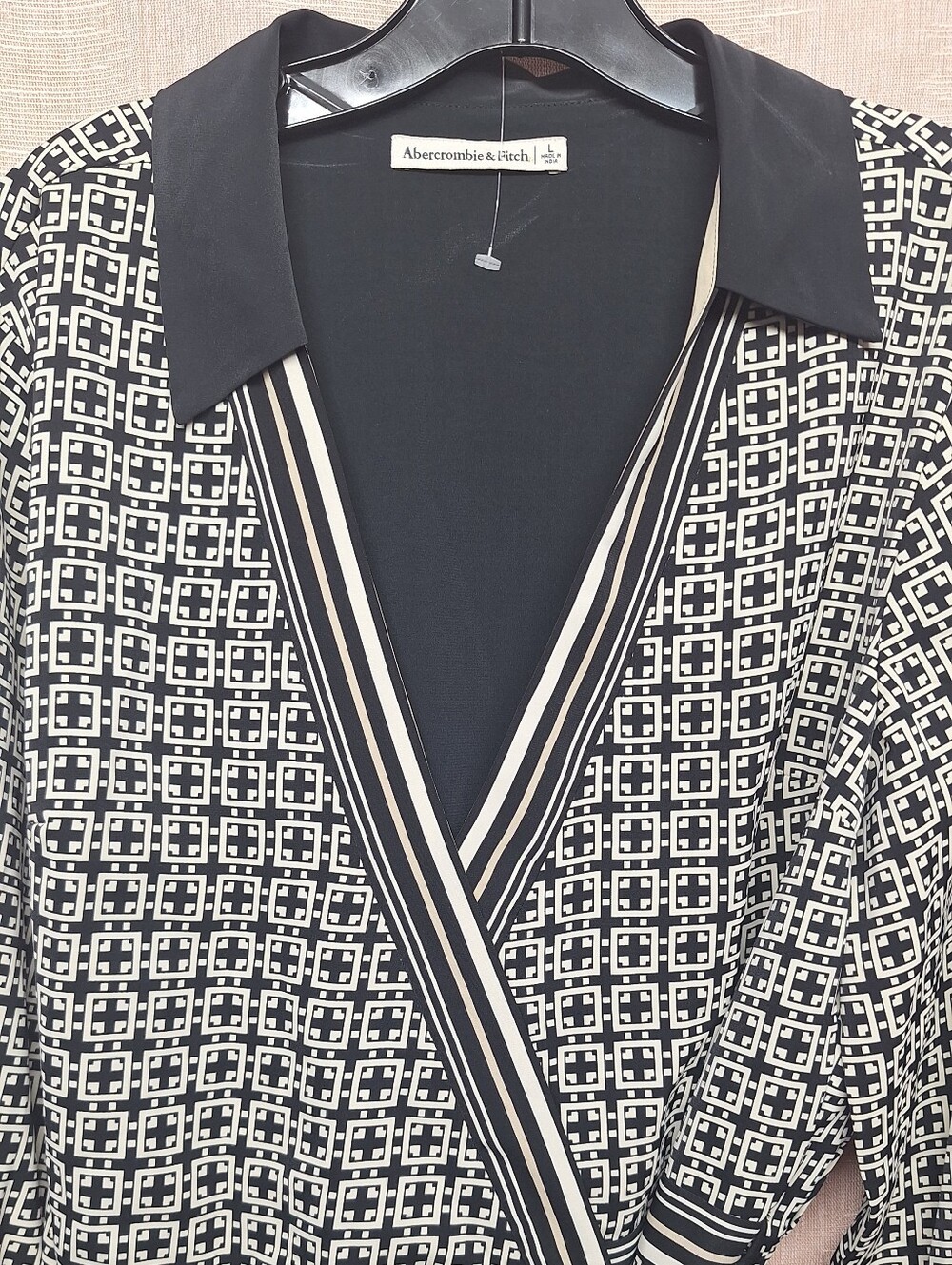 Black & White Geometric Wrap Top Dress - Abercrombie & Fitch Size L